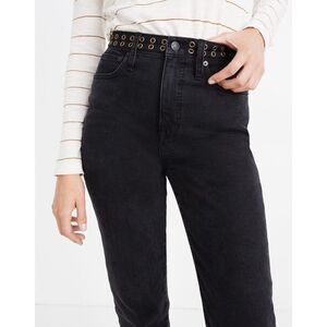 Women Madewell Classic Straight Jeans in Lunar Wash: Grommet Edition